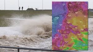 #unwetterwarnung #german stuff #also consider putting away your bikes and lawn furniture #but be careful when doing so #txt. Unwetterwarnung Vor Sturmtief Klaus Live Karte Zeigt Wo Das Wetter Am Heftigsten Ist Stern De