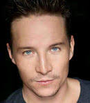 Travis Aaron Wade (visual voices guide)