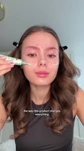 Bye bye redness and irritation 🫶🏻 #ccredcorrect #erborian #cccream  #kbeauty #rednesscorrector #glassskin #koreanskincare #koreanbeauty