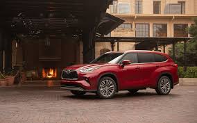 Best prices in canada for leasing the 2020 toyota highlander le automatic awd. Five Things To Know About The 2020 Toyota Highlander The Car Guide