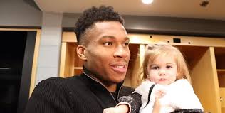 Mariah riddlesprigger is antetokounmpo's girlfriend. Giannis Antetokounmpo Answers Questions While Holding A Baby Eurohoops