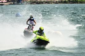Hari ke-3 Aquabike, Masyarakat Padati Venue di Balige - Pemerintah Provinsi Sumatera Utara