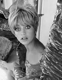 Celebrities, Goldie hawn, Cute short haircuts
