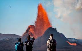 Incontri per celebrare la magia del sole di mezzanotte nel giorno più lungo dell anno. Un Italiano In Islanda Home Facebook