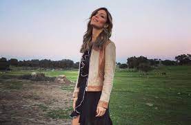 Andreia rodrigues is an actress, known for maré alta (2004), uma aventura (2000) and podia acabar o mundo (2008). Perdoei O Que Tinha De Ser Perdoado Andreia Rodrigues Sonha Com Aproximacao Do Pai