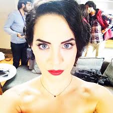 Buse yıldırım tv presenter from turkey 02 03 2016, buse yıldırım tv presenter from turkey 01 07 2018, buse yildirim 17 07 2020, buse i skenderoğlu pembe minisiyle alttan çekimler seksi bacak ve göğüs dekoltesi, buse yıldırım 28 12 2018, zeliha saraç dehşet verici mini sütun gibi bacaklar of dar etek. Guzellikleriyle Ekranlarimiza Gunes Gibi Dogan 29 Turk Sunucu Onedio Com