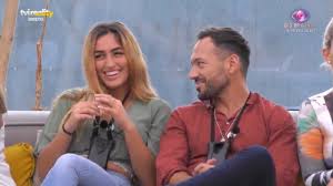Então envie seu pornô real e aumente sua popularidade! Andre Abrantes Alvo De Criticas Por Comentarios Homofobicos Dois Gajos E Mais Chocante Agora Duas Mulheres Big Brother Magg