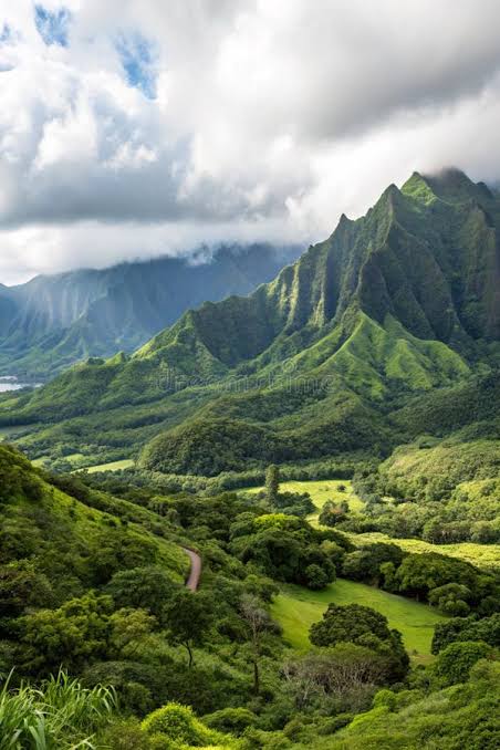 Hawaiian Landscape - Mountains Stock Illustration - Illustration of clouds, exploration: 366683331