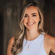 Brittany Tobin's Instagram, Twitter & Facebook