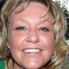 Robin Dingess's Instagram, Twitter & Facebook