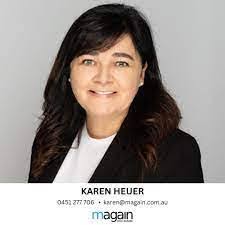 Karen Heer's Instagram, Twitter & Facebook