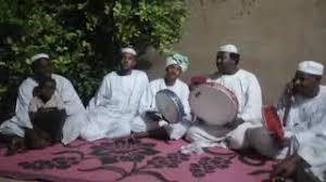 قام ليلو أحياهو الراوي الشيخ عبدالرحيم البرعي المادح محمد طاهر الهبرو و المجموعة