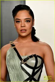 She first began acting with guest roles on television, before having her breakthrough for portraying amy pond. Marvel Stars Tessa Thompson Cobie Smulders Karen Gillan Attend Vanity Fair Oscar Party 2020 Photo 4435631 2020 Oscars Parties Cobie Smulders Karen Gillan Taran Killam Tessa Thompson Pictures Just Jared