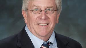 Newport-Mesa school board fires H.R. director who complained about  superintendent