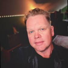 Ford and rodeo legend create Truckle, a smart buckle and key fob