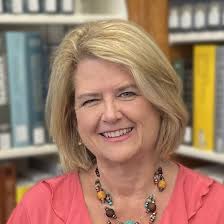 Amanda Bosch's Instagram, Twitter & Facebook