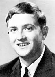 Earl Poe's Instagram, Twitter & Facebook