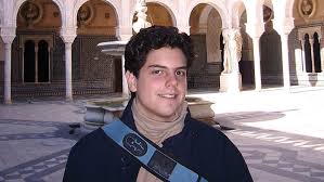 Un modèle à suivre : Le jeune Italien Carlo Acutis décédé d'une leucémie à 15 ans, (béatifié à Assise le 10 octobre 2020) Images?q=tbn%3AANd9GcSFhcWxSZHHQJpZE6Xi9OQ-LqwpAcS7_9REfQ&usqp=CAU