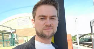 Dad beat up girlfriend and left her with 'numerous injuries' in front of  their young son