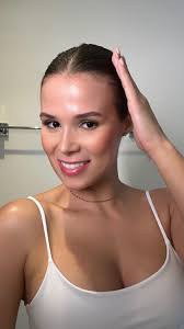 Jeniffer Castro's Instagram, Twitter & Facebook