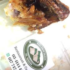 The tantalising fragrance of herbs and spices that go into the nasi lemak ayam goreng. Photo1 Jpg Picture Of Nasi Lemak Saleha Kuala Lumpur Tripadvisor