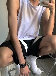 TW Pornstars - 1 pic. 1s黑皮体育生到底谁在吃？. Twitter. 3:37 AM - 11 Jun 2021