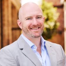 Learn about the Mentors helping entrepreneurs in our program