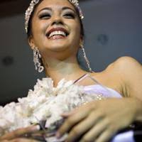 Anna Calvo crowned Miss Earth Guam 2011