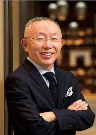 代表取締役会長兼社長 柳井正 ビジネスポートレート プロフィール写真 柳井