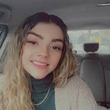 Lilly Sutherland's Instagram, Twitter & Facebook