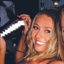 abby (@abbystulir) • Instagram-Fotos und -Videos