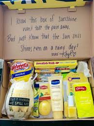 Homemade Birthday Presents For Grandma Sunshine Box 20 Easy To Make Christmas Gifts For Mom Diy Christmas Gifts For Grandma Themed Gift Baskets Christmas Gifts For Grandma Sympathy Gifts