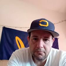 I need a male friend 🥺 I always see you in my recommended friends, will  you at least say hi to me?