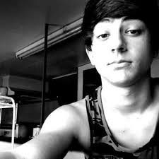 Lucas Bennett (@LucasBennett10)