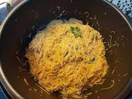 Untuk sukatan 1 bag bihun korang guna cawan noxxa sukat sebanyak 5 cawan. Mamajue Story