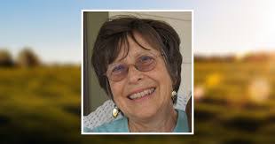 Elizabeth Sidor's Instagram, Twitter & Facebook