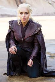 Hola amigos fanaticos de las series de acción y aventuras hoy les vengo a traer el capítulo 4 de juego de tronos o también conocida como game of thrones temporada 7 que fue trasmitida por la cadena de tv hbo en el año 2017. Daenerys Targaryen In Game Of Thrones Season 7 I Should Ve Been The Queen Game Of Thrones Costumes Game Of Throne Daenerys Daenerys Targaryen Costume