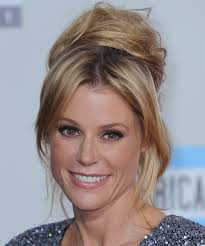 Julie bowen looked sophisticated in a monochrome strapless gown by august getty atelier at the 2018 baby2baby gala. Julie Bowen Hairstyles Hair Cuts And Colors