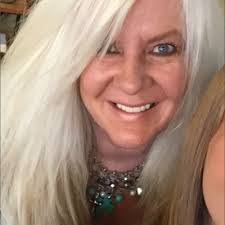 Katelyn Darling's Instagram, Twitter & Facebook