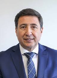 Daniel Arroyo's Instagram, Twitter & Facebook