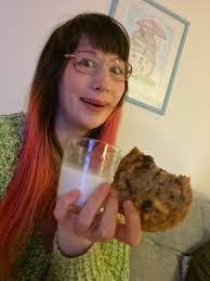 Loretta Bogle's Instagram, Twitter & Facebook