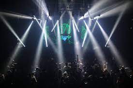 A perfect entertainment hub, party space or event hall rental, where you'll find life centre is a newly revamped contemporary dining and entertainment hub, strategically. Kl Live At Life Center Discover The Best Nightlife In Kl The City List
