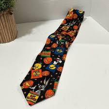 halloween looney tunes neck