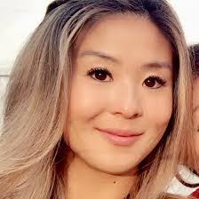 Jennifer Stapleford's Instagram, Twitter & Facebook