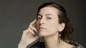 Paulina Jara Straussmann, educadora y escritora: «Creo que la única manera  de lograr hacer algo bueno es cuando eres riguroso»