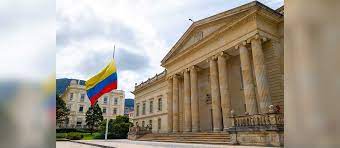 En un partido que no se debió haber jugado, nacional empató con atlético nacional y complicó su chance de seguir en la. Gobierno Decreta Duelo Nacional De Tres Dias Por Todas Las Victimas Del Covid 19