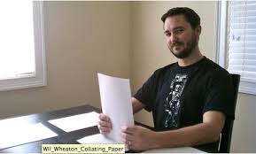 Für seine neueste ausgabe von spaß mit flaggen bekommt sheldon unterstützung von seinem freund wil wheaton. Marz 2012 Wir Sind Blog