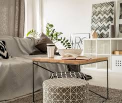 Go for a nest of tables made from bright oak for a minimalist look that borrows themes from scandinavian. Choose The Right Coffee Table Design With M Diakosmhsh Eswterikwn E3wterikwn Xwrwn Gamos Baftish Events