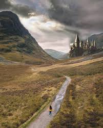 Der film, so denn überhaupt. Always Take The Scenic Route Decided To Bypass The Thestrals And Take A Nice Leisurely Walk All The Way To Hogwarts Scenic Routes Scenic Filming Locations