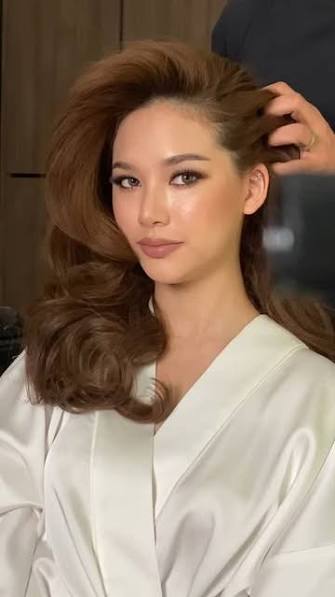 Side Swept Hairstyles With Waves